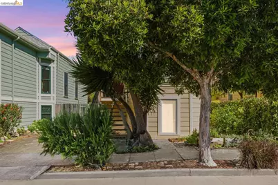 962 55th St, Oakland, CA 94608 - Photo 37