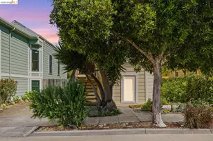 962 55th St, Oakland, CA 94608 - Photo 37