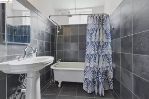 962 55th St, Oakland, CA 94608 - Photo 35