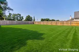 2245 Oak Ave, Visalia, CA 93292 - Photo 13