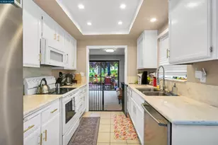 14009 Seagate Dr, San Leandro, CA 94577 - Photo 11