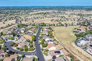 2760 St Andrews Dr, Brentwood, CA 94513 - Photo 33