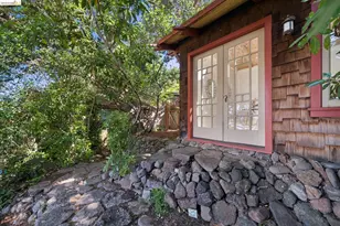 1016 Elbert St, Oakland, CA 94602 - Photo 37