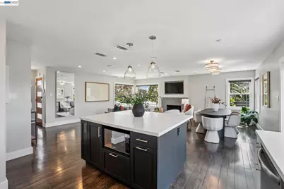 2917 Waterton, Alameda, CA 94501 - Photo 17