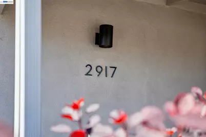 2917 Waterton, Alameda, CA 94501 - Photo 5
