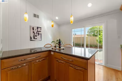 32317 Pegasus Court, Union City, CA 94587 - Photo 21