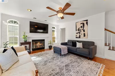 32317 Pegasus Court, Union City, CA 94587 - Photo 23