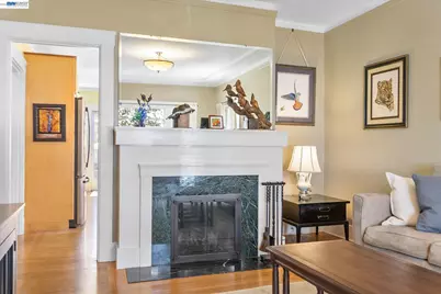1610 Pacific Ave., Alameda, CA 94501 - Photo 7