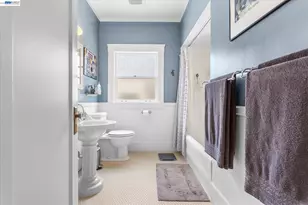 1610 Pacific Ave, Alameda, CA 94501 - Photo 23
