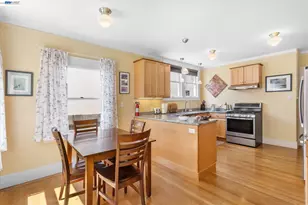 1610 Pacific Ave, Alameda, CA 94501 - Photo 15