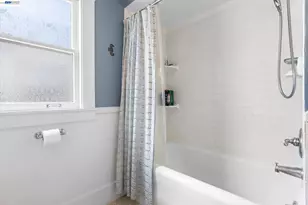 1610 Pacific Ave, Alameda, CA 94501 - Photo 25