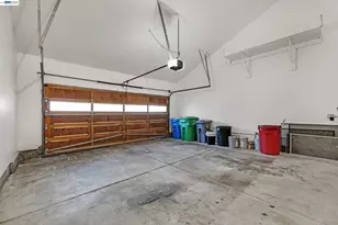 34233 Arizona St, Union City, CA 94587 - Photo 31