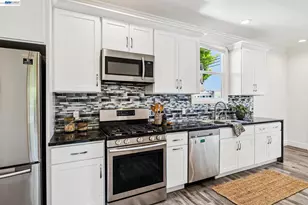 1519 St Charles St, Alameda, CA 94501 - Photo 7