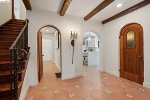 6000 Rockridge Blvd, Oakland, CA 94618 - Photo 25
