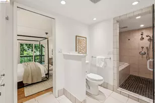 6680 Saroni Dr, Oakland, CA 94611 - Photo 49