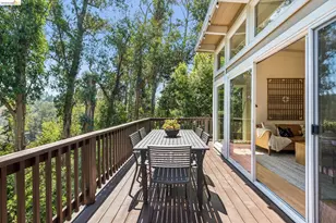 6680 Saroni Dr, Oakland, CA 94611 - Photo 9