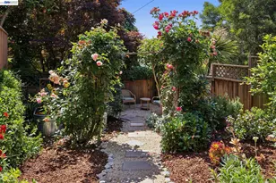 2435 Burlington St, Oakland, CA 94602 - Photo 35