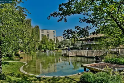 330 Civic Dr #203, Walnut Creek, CA 94596 - Photo 37