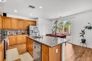 2536 Tampico Dr, Bay Point, CA 94565 - Photo 11
