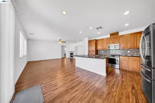 2536 Tampico Dr, Bay Point, CA 94565 - Photo 11