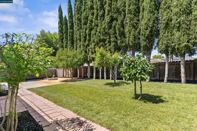 1229 Jensen Dr, Pittsburg, CA 94565 - Photo 39