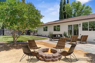 1229 Jensen Dr, Pittsburg, CA 94565 - Photo 37