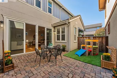 415 Dewitt Ln, Alameda, CA 94501 - Photo 15