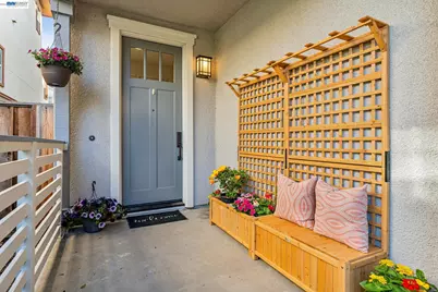 415 Dewitt Ln, Alameda, CA 94501 - Photo 3