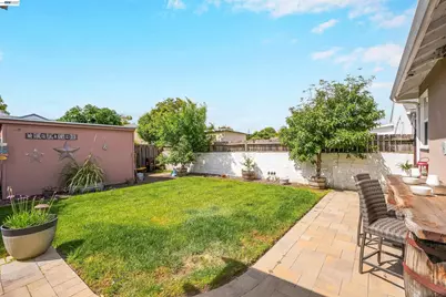 826 Hacienda Ave, San Lorenzo, CA 94580 - Photo 41