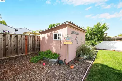 826 Hacienda Ave, San Lorenzo, CA 94580 - Photo 45