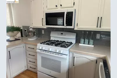 112 A St, Concord, CA 94520 - Photo 9