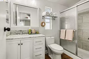 112 A St, Concord, CA 94520 - Photo 17