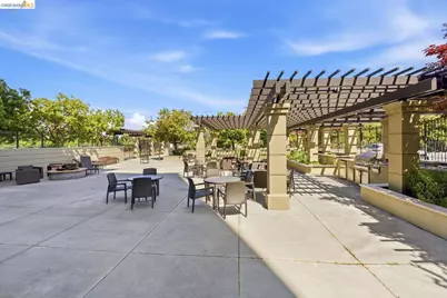 1375 Lick Ave #APT 1026, San Jose, CA 95110 - Photo 27