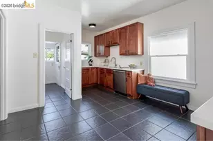 852 46th St, Oakland, CA 94608 - Photo 23