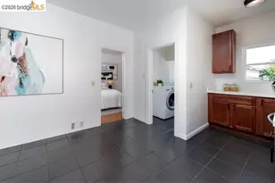 852 46th St, Oakland, CA 94608 - Photo 27
