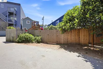 30 Niantic Ave, San Francisco, CA 94132 - Photo 31