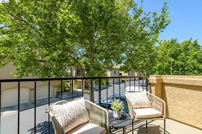 7633 Tuscany Dr, Dublin, CA 94568 - Photo 17