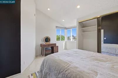 2121 Vale Rd #318, San Pablo, CA 94806 - Photo 23