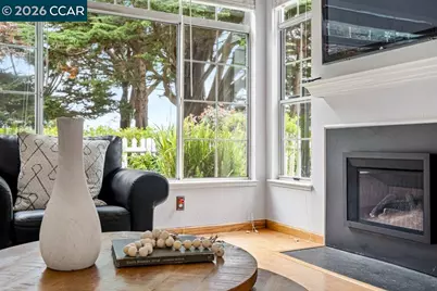 208 Commodore Dr, Richmond, CA 94804 - Photo 1