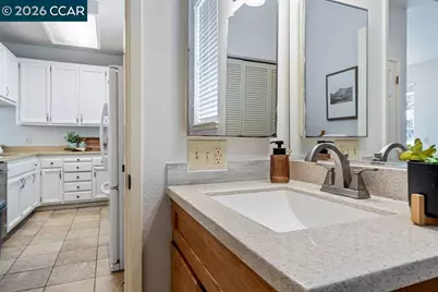 208 Commodore Dr, Richmond, CA 94804 - Photo 17