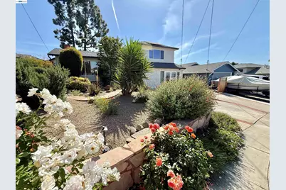 330 Scott St, Livermore, CA 94551 - Photo 3
