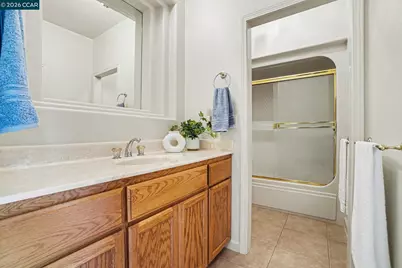 5666 Oakmont Ct, Discovery Bay, CA 94505 - Photo 21