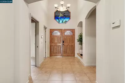 5666 Oakmont Ct, Discovery Bay, CA 94505 - Photo 5