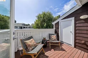 154 Marina Lakes Dr, Richmond, CA 94804 - Photo 17