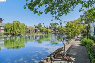 154 Marina Lakes Dr, Richmond, CA 94804 - Photo 41