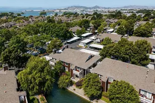 154 Marina Lakes Dr, Richmond, CA 94804 - Photo 29