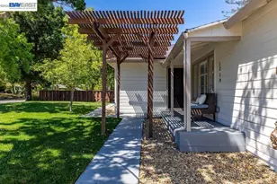 1210 Kendall Ct, Walnut Creek, CA 94595 - Photo 13