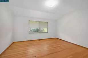 1162 Ridgewood Dr, Concord, CA 94518 - Photo 17