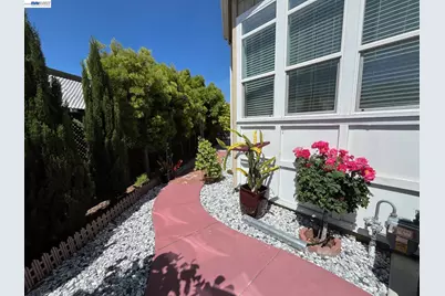 1291 Sussex Way, Hayward, CA 94544 - Photo 27