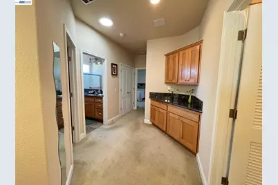 1291 Sussex Way, Hayward, CA 94544 - Photo 23